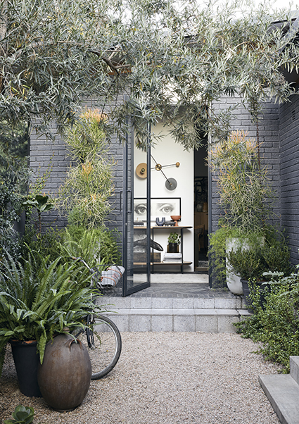 Bureaux_House_Longhouse_1